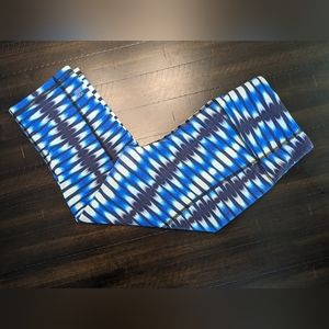 Victoria Secret Sport capris size small